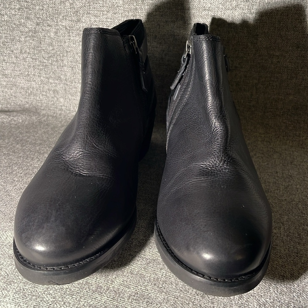 SoftWalk Raleigh Booties. - Picture 3 of 9